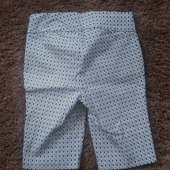 Cute stretch shorts - Picture 4 of 4